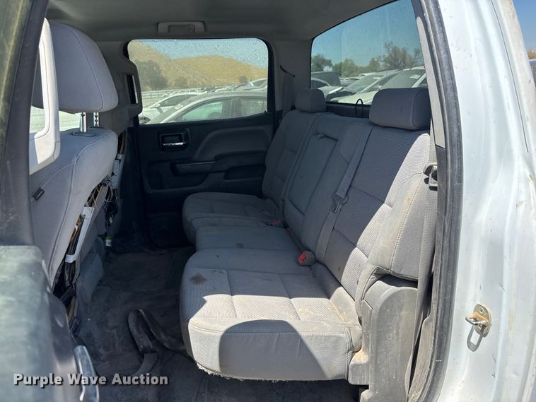 image for item YA4207 2015 Chevrolet Silverado 1500 Crew Cab pickup truck