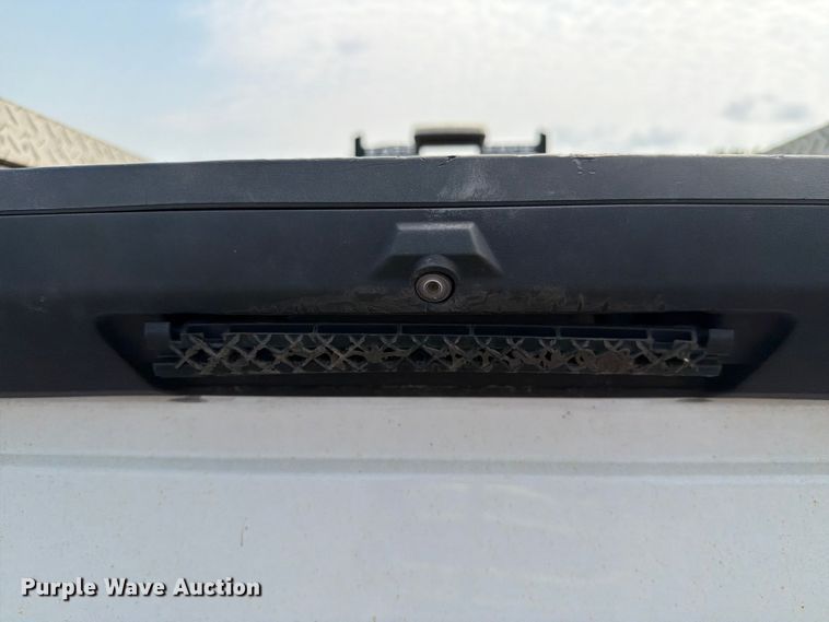 image for item YA4286 2017 Ford F350 Super Duty Ext. Cab pickup truck