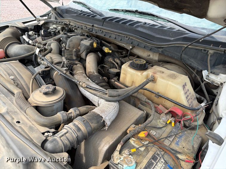 image for item YA4286 2017 Ford F350 Super Duty Ext. Cab pickup truck
