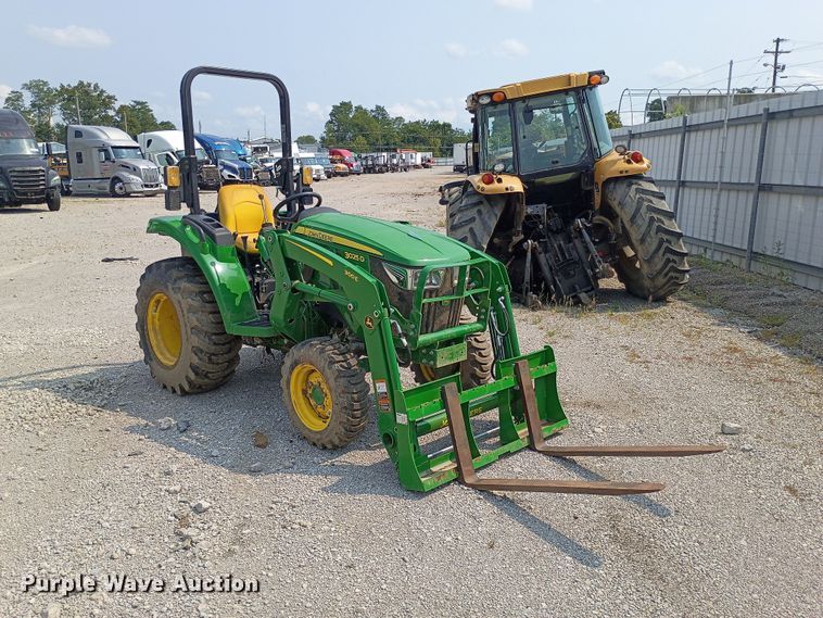 image for item YA4490 2022 John Deere 3025D MFWD tractor