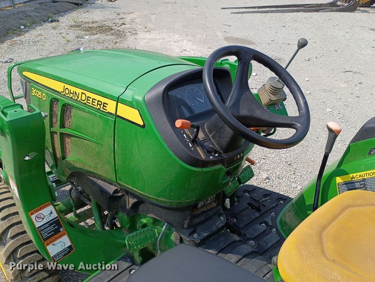 image for item YA4490 2022 John Deere 3025D MFWD tractor