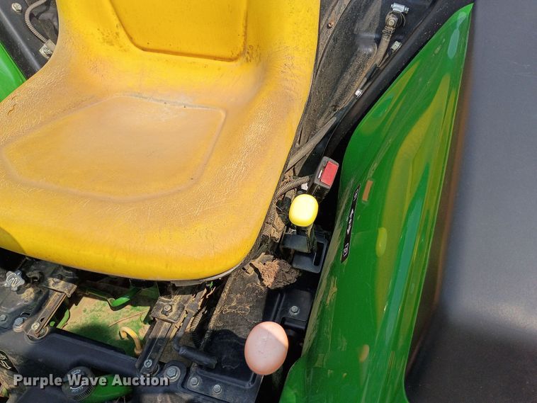 image for item YA4490 2022 John Deere 3025D MFWD tractor