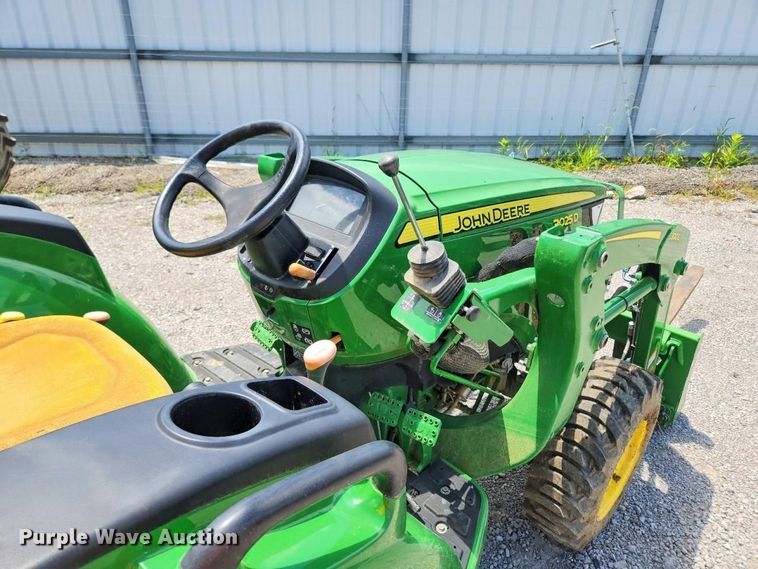 image for item YA4490 2022 John Deere 3025D MFWD tractor