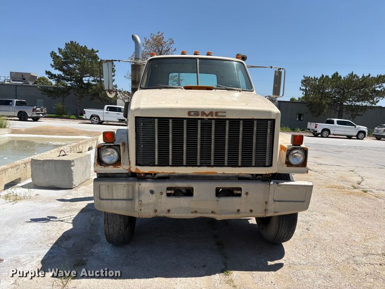 image for item DN6631 1985 GMC Brigadeir semi truck