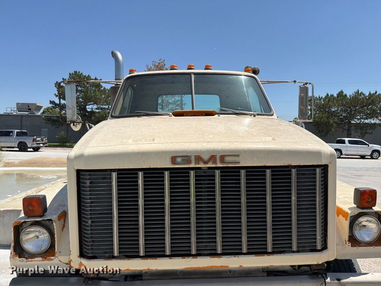 image for item DN6631 1985 GMC Brigadeir semi truck