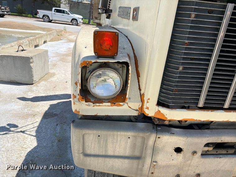 image for item DN6631 1985 GMC Brigadeir semi truck