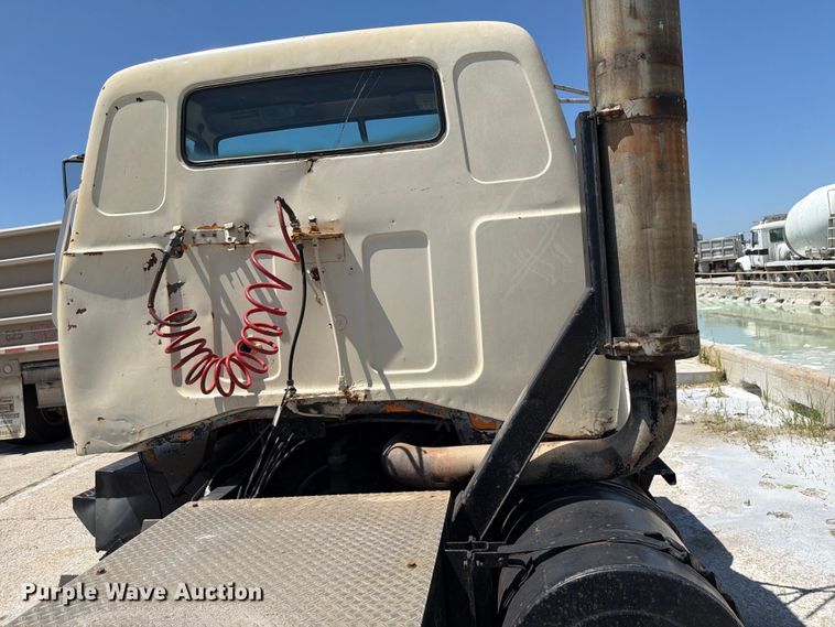 image for item DN6631 1985 GMC Brigadeir semi truck