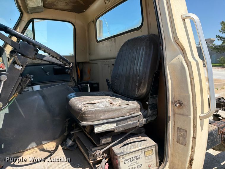 image for item DN6631 1985 GMC Brigadeir semi truck