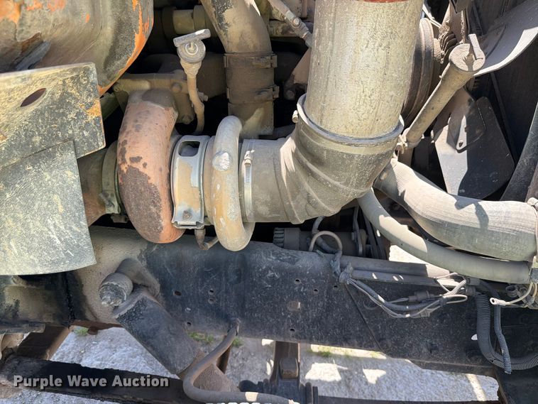 image for item DN6631 1985 GMC Brigadeir semi truck