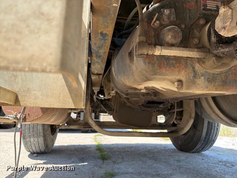 image for item DN6631 1985 GMC Brigadeir semi truck