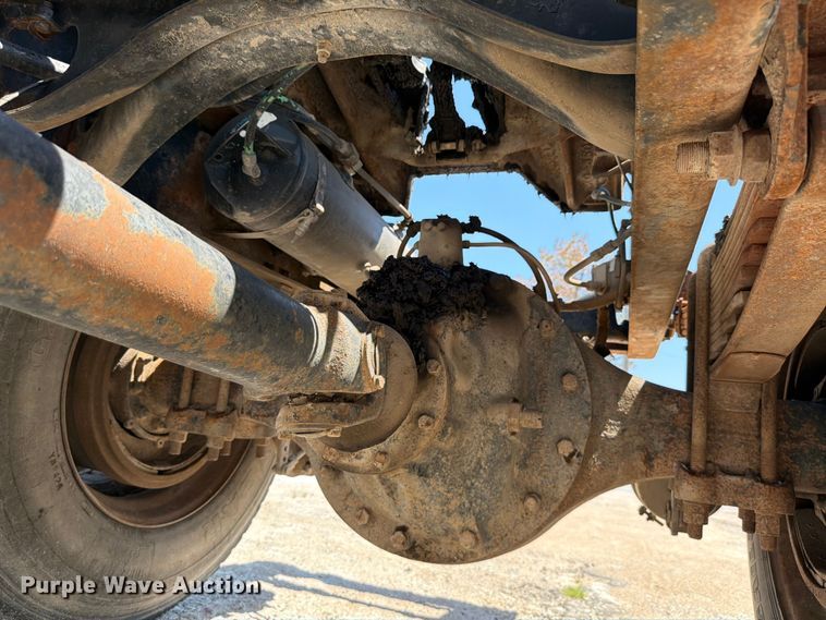 image for item DN6631 1985 GMC Brigadeir semi truck