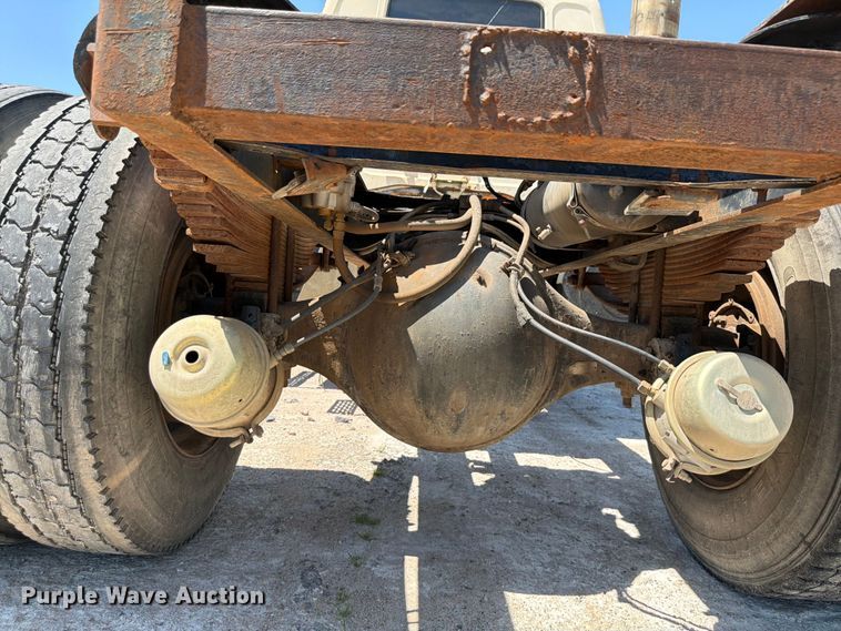 image for item DN6631 1985 GMC Brigadeir semi truck