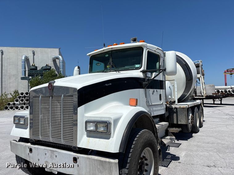 image for item DN6637 2003 Kenworth W900 ready mix truck