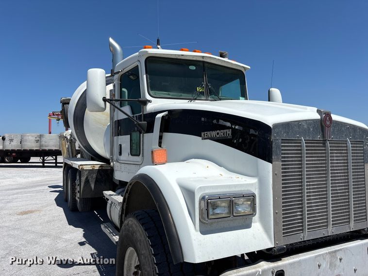 image for item DN6637 2003 Kenworth W900 ready mix truck