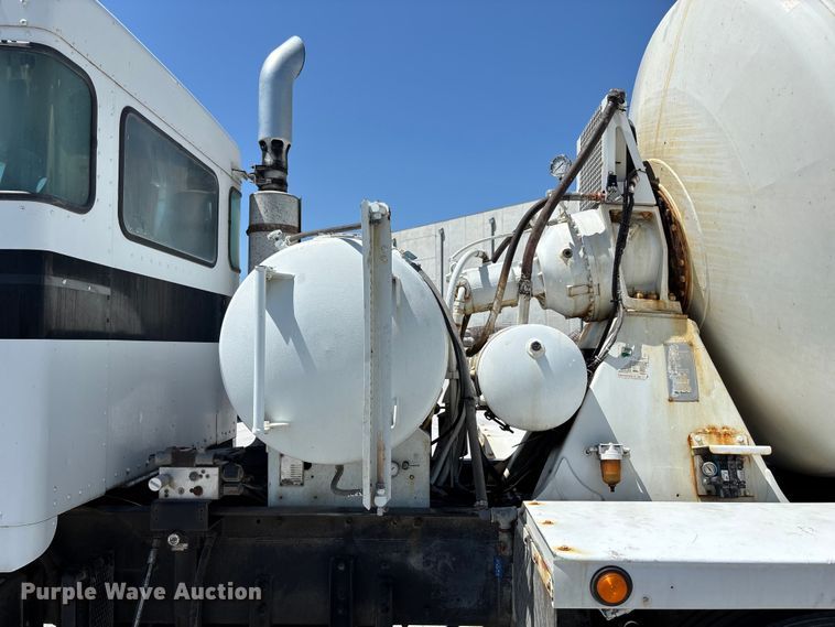 image for item DN6637 2003 Kenworth W900 ready mix truck