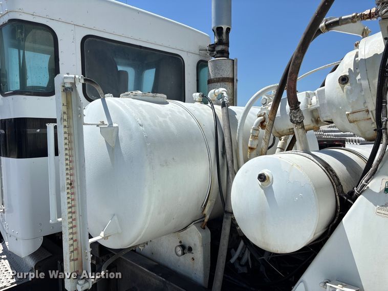 image for item DN6637 2003 Kenworth W900 ready mix truck