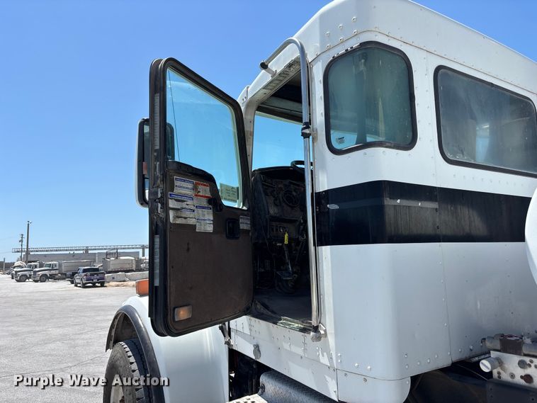 image for item DN6637 2003 Kenworth W900 ready mix truck