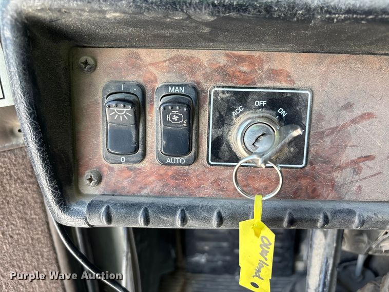 image for item DN6637 2003 Kenworth W900 ready mix truck