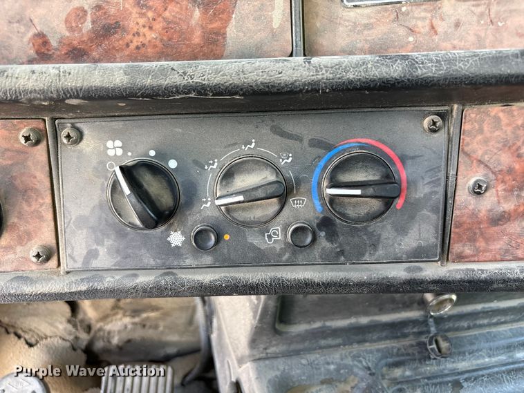 image for item DN6637 2003 Kenworth W900 ready mix truck