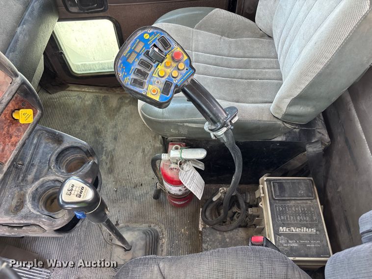 image for item DN6637 2003 Kenworth W900 ready mix truck