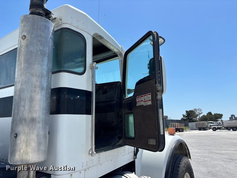 image for item DN6637 2003 Kenworth W900 ready mix truck