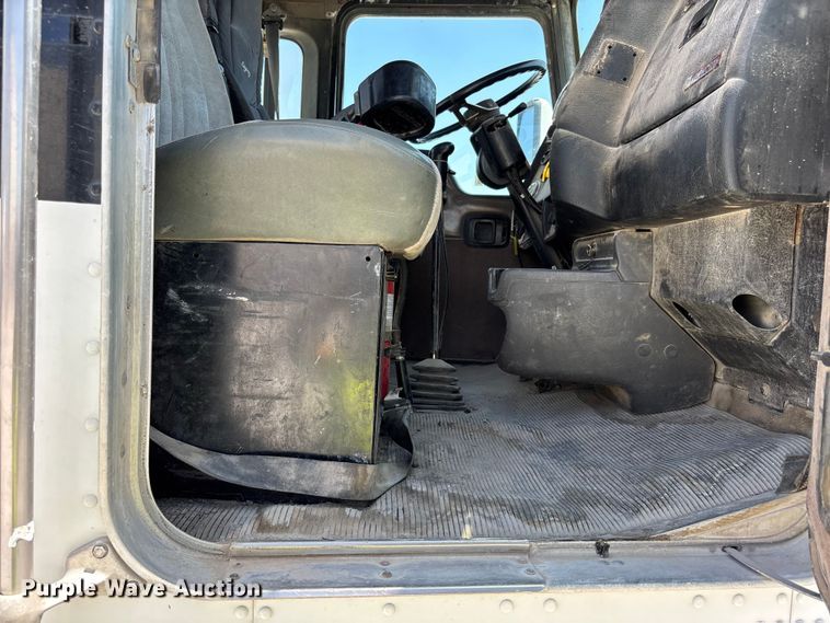 image for item DN6637 2003 Kenworth W900 ready mix truck