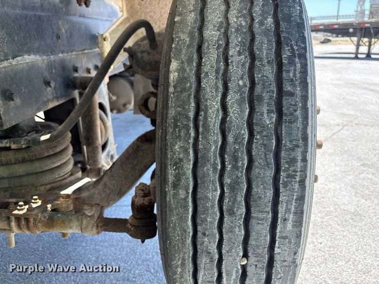 image for item DN6637 2003 Kenworth W900 ready mix truck