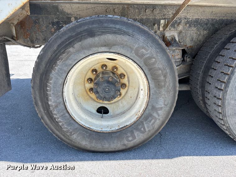 image for item DN6637 2003 Kenworth W900 ready mix truck