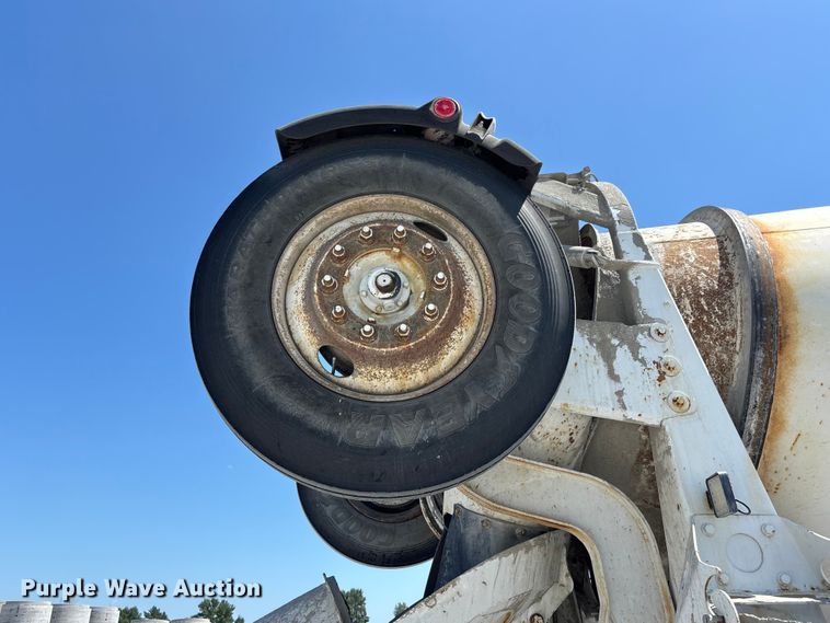 image for item DN6637 2003 Kenworth W900 ready mix truck