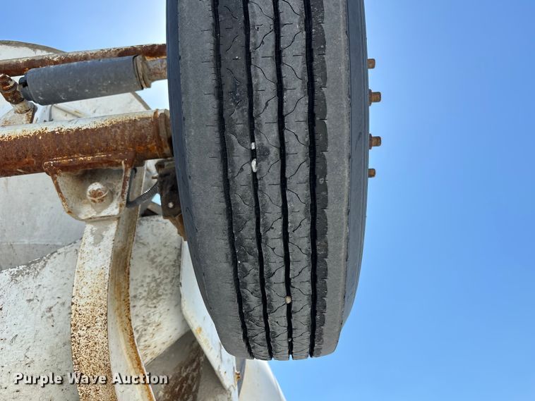 image for item DN6637 2003 Kenworth W900 ready mix truck
