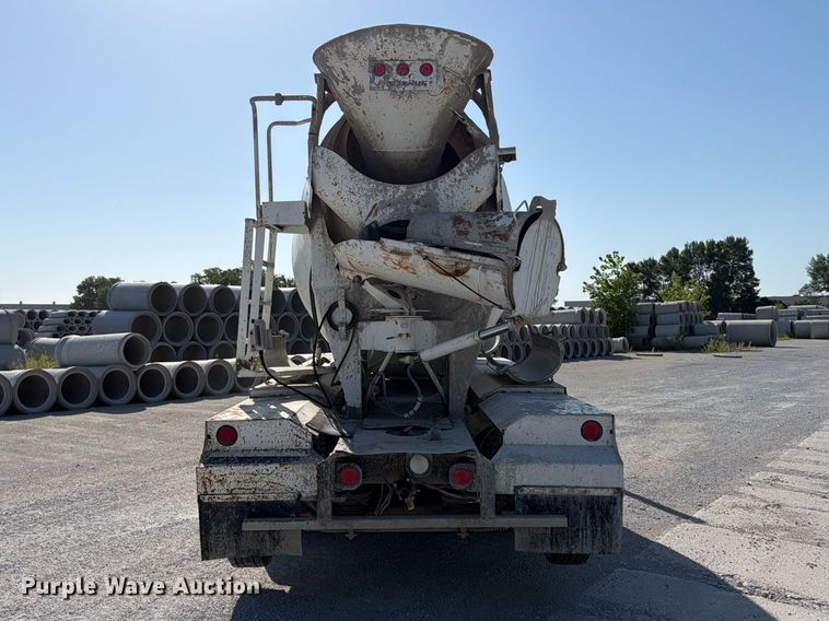 image for item DN6638 2004 Mack Granite CV713 ready mix truck