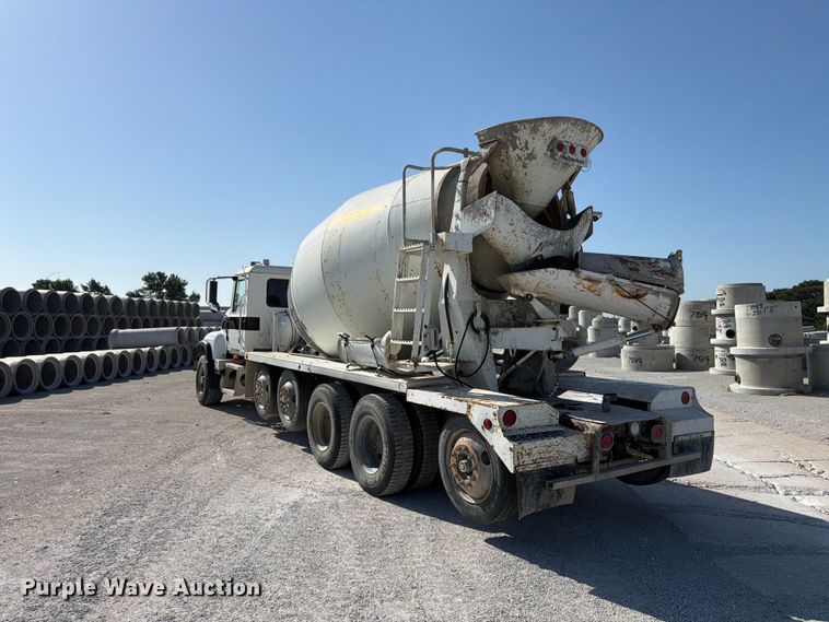 image for item DN6638 2004 Mack Granite CV713 ready mix truck