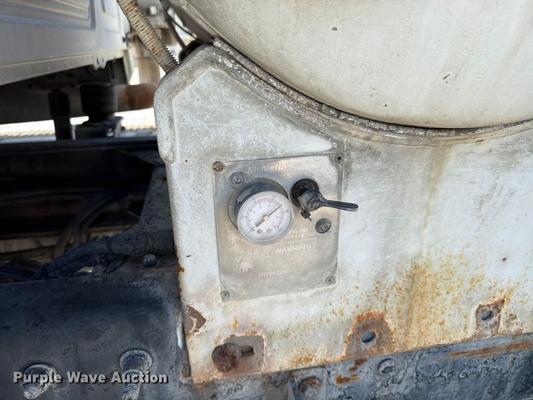 image for item DN6638 2004 Mack Granite CV713 ready mix truck