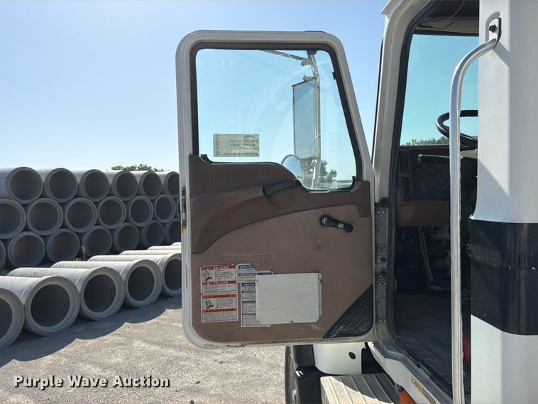 image for item DN6638 2004 Mack Granite CV713 ready mix truck
