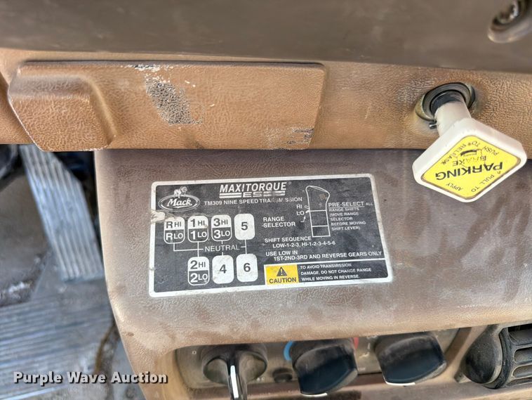 image for item DN6638 2004 Mack Granite CV713 ready mix truck