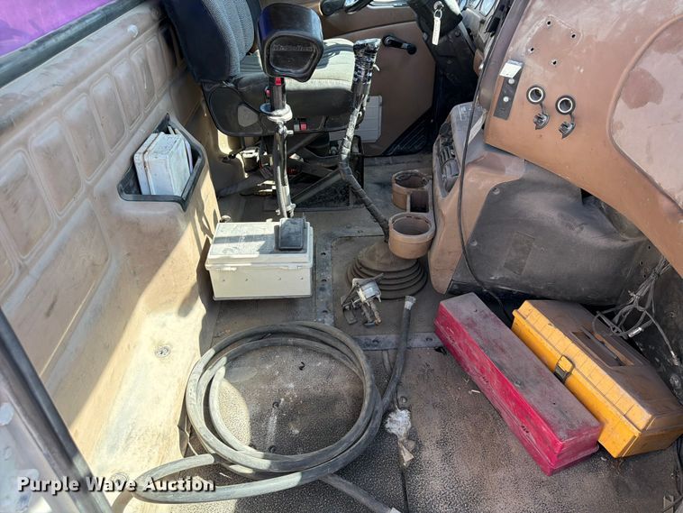 image for item DN6638 2004 Mack Granite CV713 ready mix truck