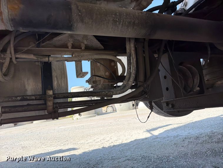 image for item DN6638 2004 Mack Granite CV713 ready mix truck