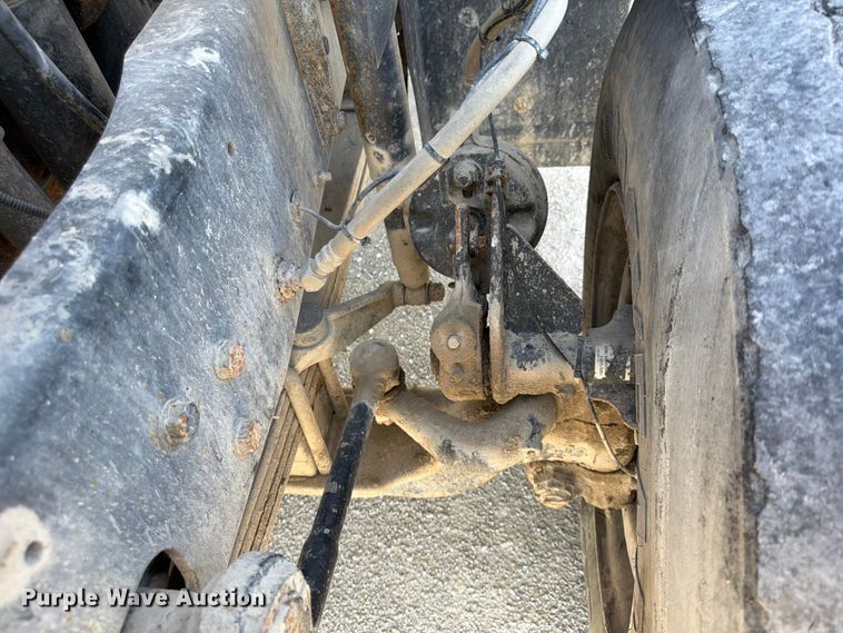 image for item DN6638 2004 Mack Granite CV713 ready mix truck