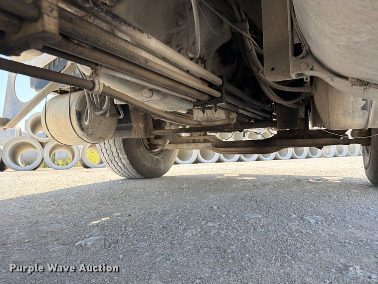 image for item DN6638 2004 Mack Granite CV713 ready mix truck