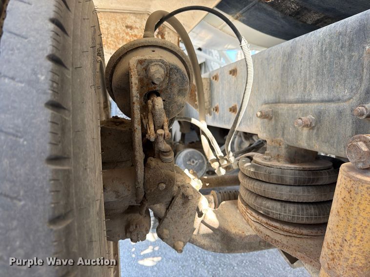image for item DN6638 2004 Mack Granite CV713 ready mix truck