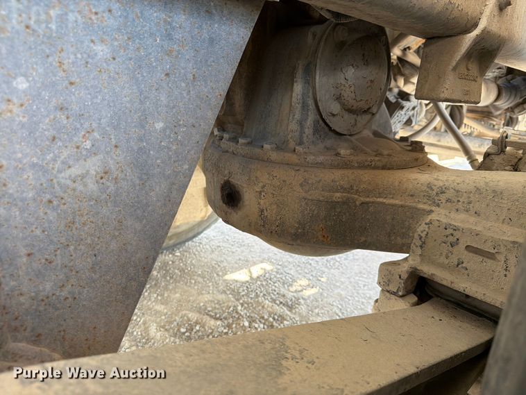 image for item DN6638 2004 Mack Granite CV713 ready mix truck