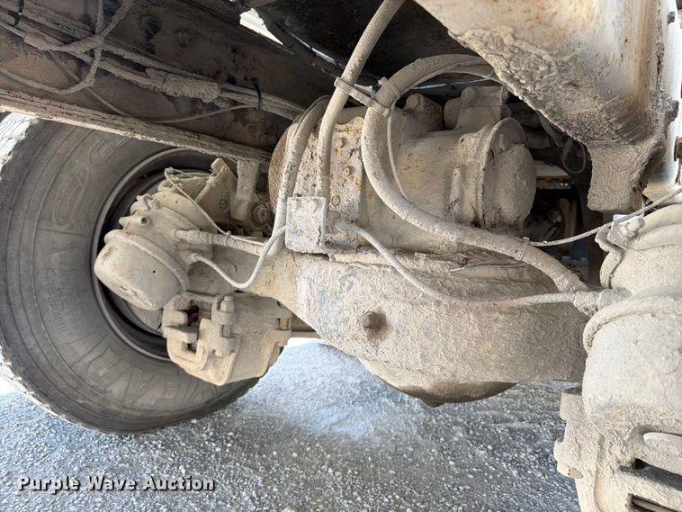 image for item DN6638 2004 Mack Granite CV713 ready mix truck