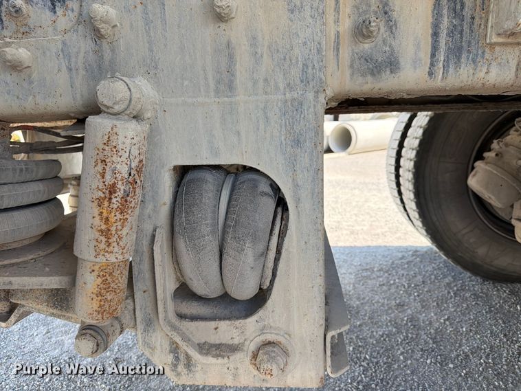 image for item DN6638 2004 Mack Granite CV713 ready mix truck