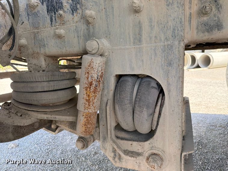 image for item DN6638 2004 Mack Granite CV713 ready mix truck