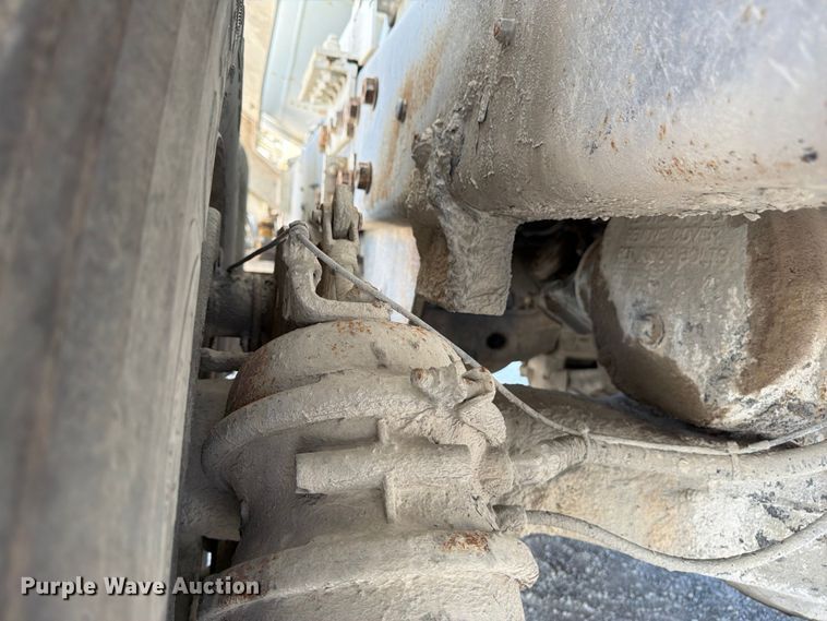 image for item DN6638 2004 Mack Granite CV713 ready mix truck