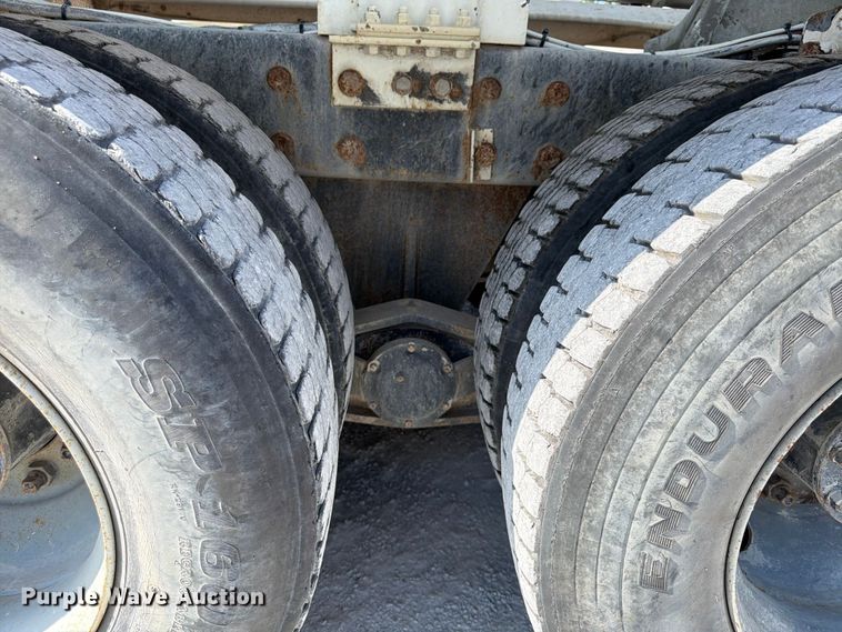 image for item DN6638 2004 Mack Granite CV713 ready mix truck