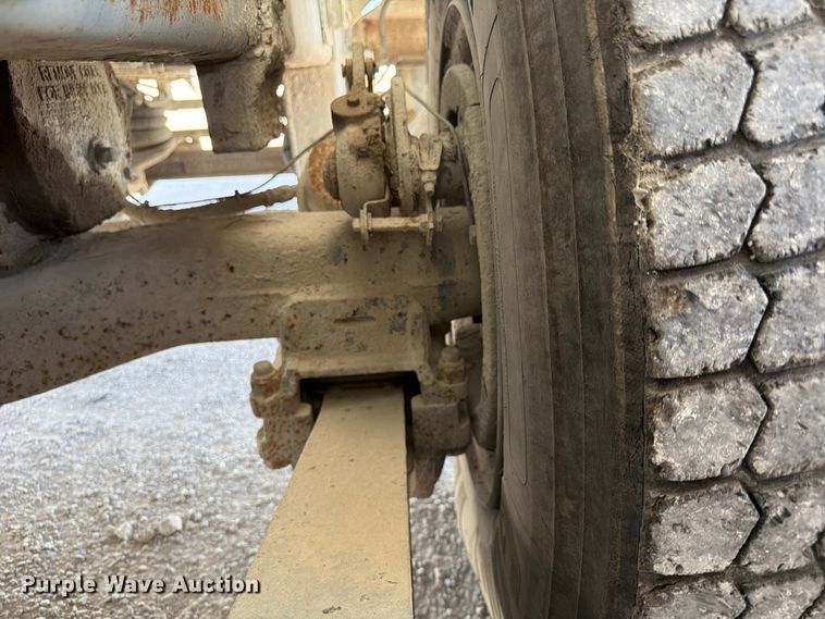 image for item DN6638 2004 Mack Granite CV713 ready mix truck