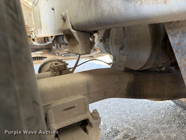 image for item DN6638 2004 Mack Granite CV713 ready mix truck