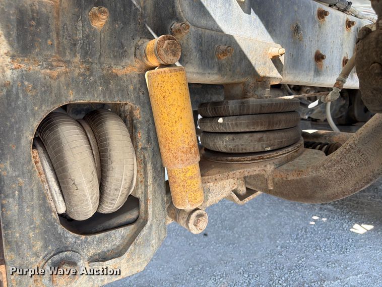 image for item DN6638 2004 Mack Granite CV713 ready mix truck