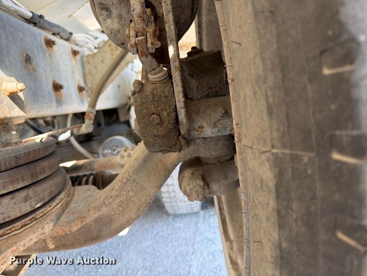 image for item DN6638 2004 Mack Granite CV713 ready mix truck